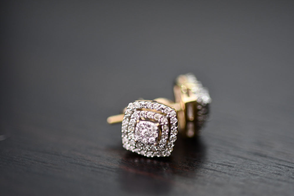 
                  
                    Square hallow staging diamond earrings- Classy high end earrings
                  
                