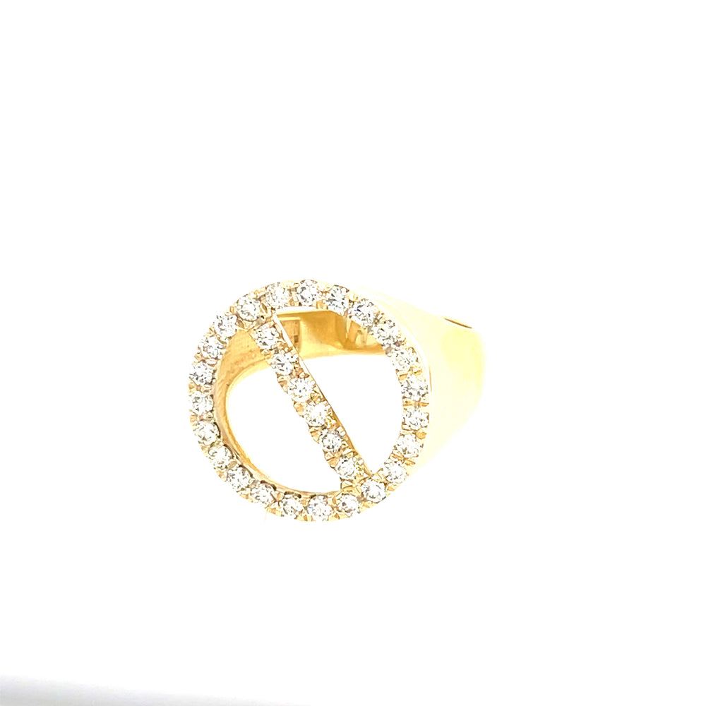 
                  
                    Custom Men’s ring gold and diamonds
                  
                